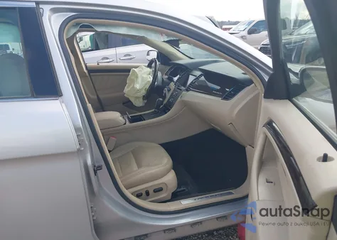 2013 Ford Taurus Limited z USA, uszkodzony, nr VIN 1FAHP2F81DG233864